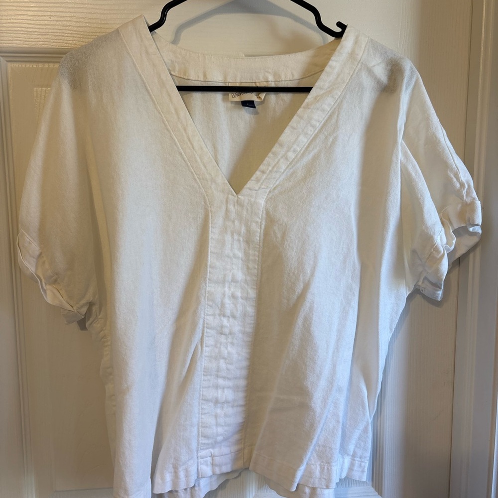 Universal Thread Cream V-Neck Blouse